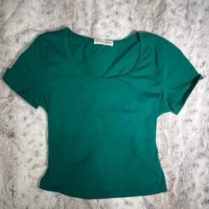 Hatopants green cropped tee